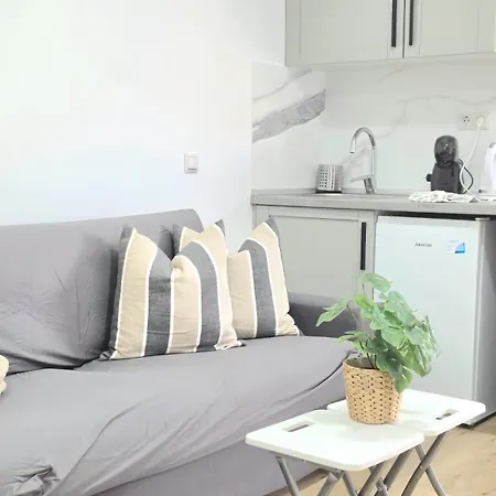 Cent7 - With Seasonal Pool, Ac And Lift -