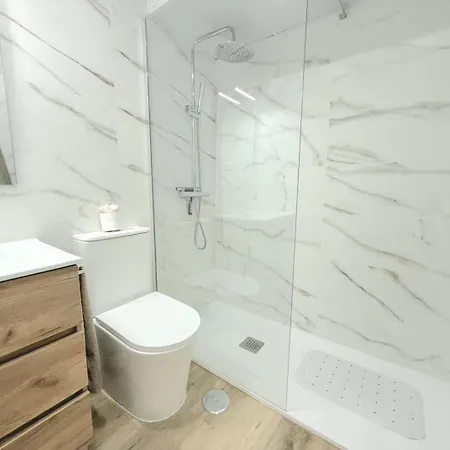 Cent7 - With Seasonal Pool, Ac And Lift - Torremolinos